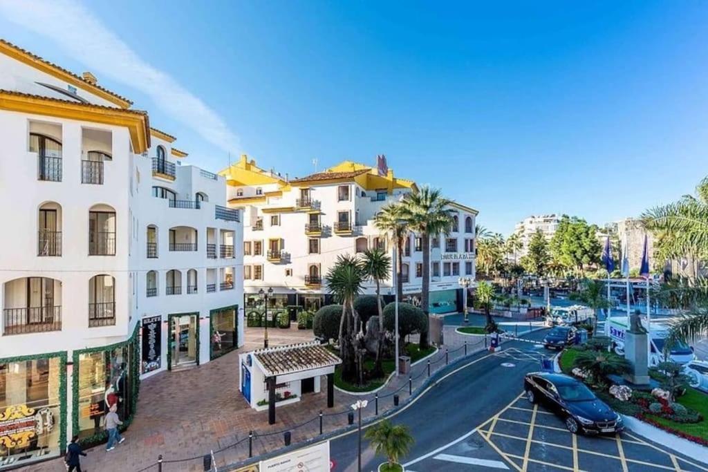 Apartamento Caprichoso En El Corazon De Puerto Banus Marbella